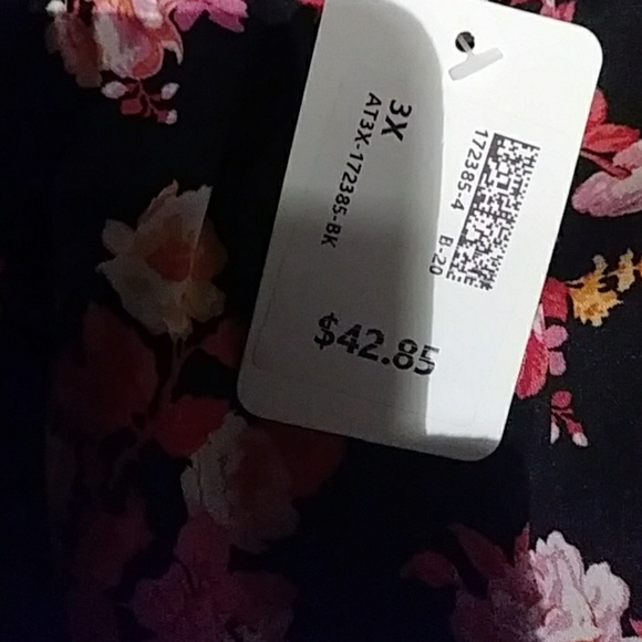 Sold out - Picture 4 of 8